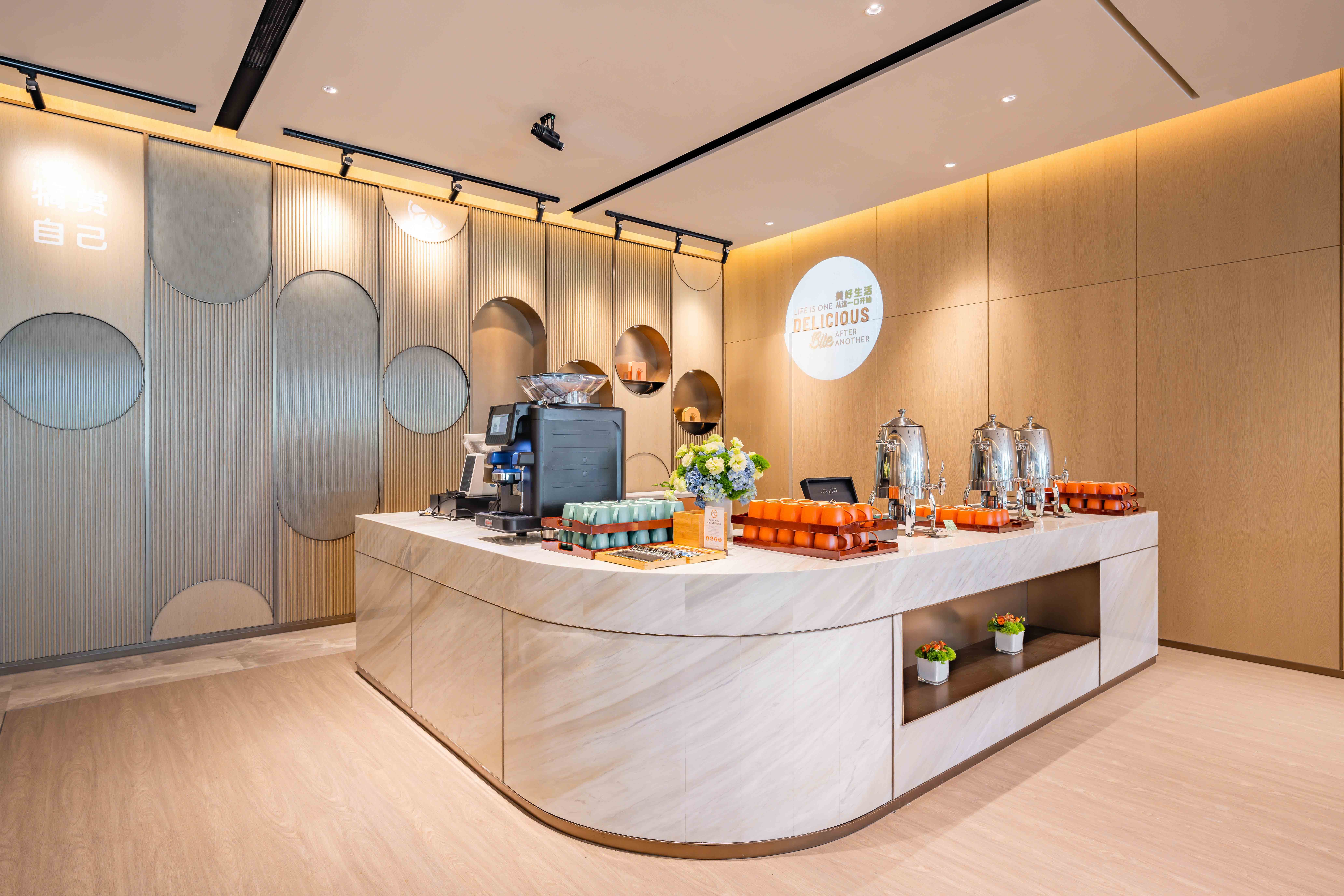 EVEN Hotel Shanghai Expo by IHG 5/36