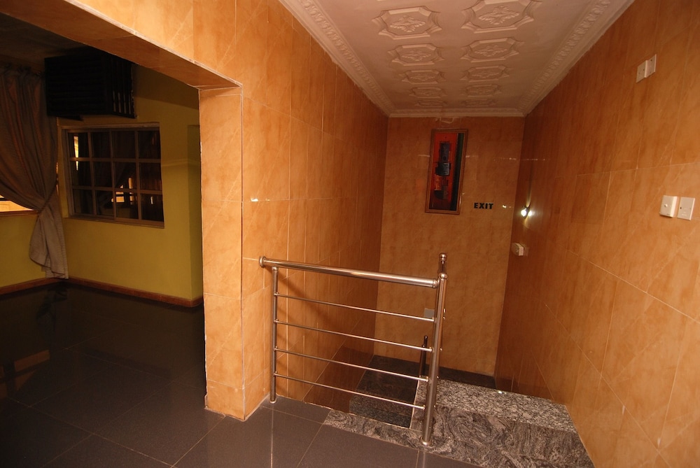 Onyx Hotel And Apartments 20/50
