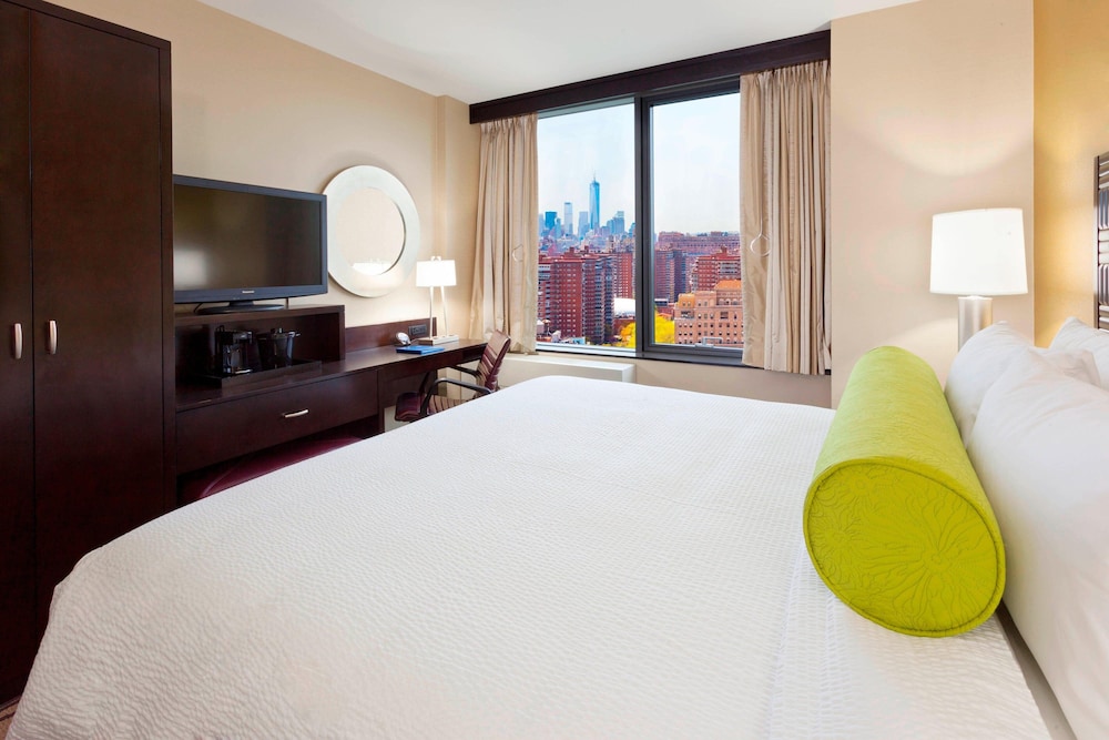 Fairfield by Marriott Inn & Suites New York Midtown Manhattan/Penn Station 5/33