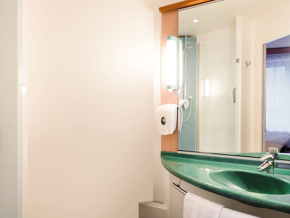 Hotel Ibis Brussels Centre Gare Midi 36/62