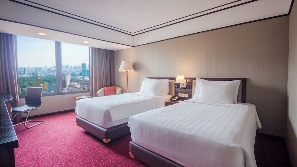 Redtop Hotel Convention Center 16/50
