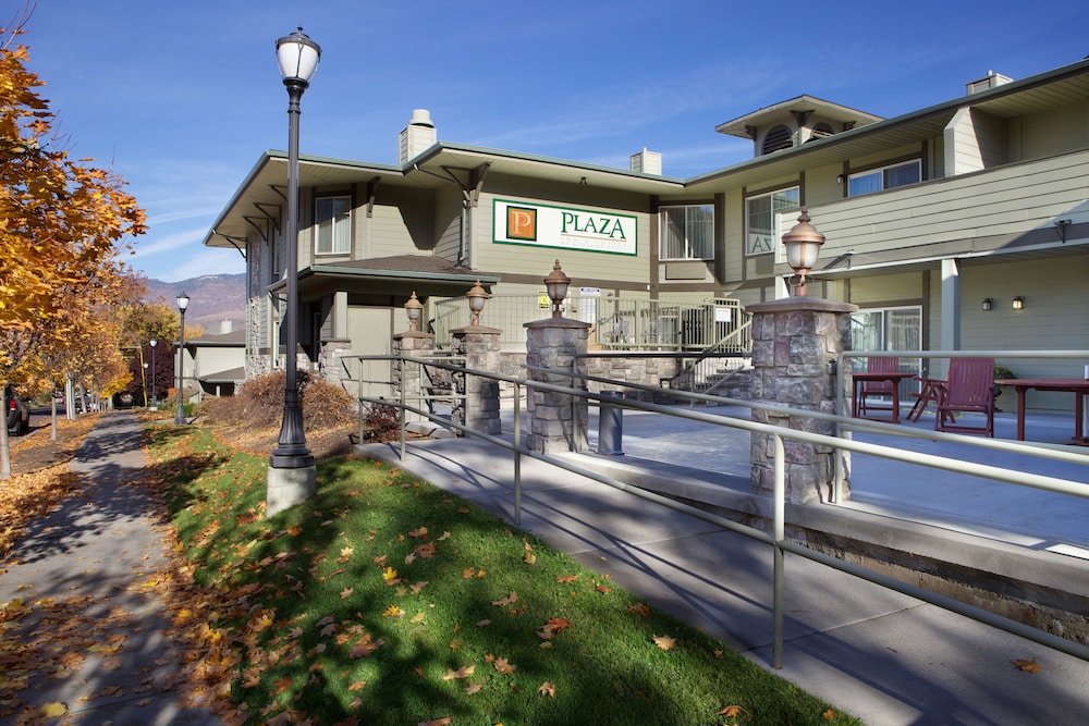 Plaza Inn Suites at Ashland Creek 3/29