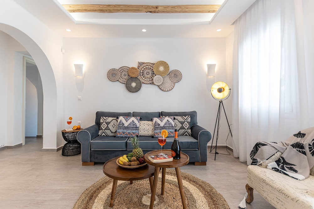 Sea & Olives Holiday Villas 20/50