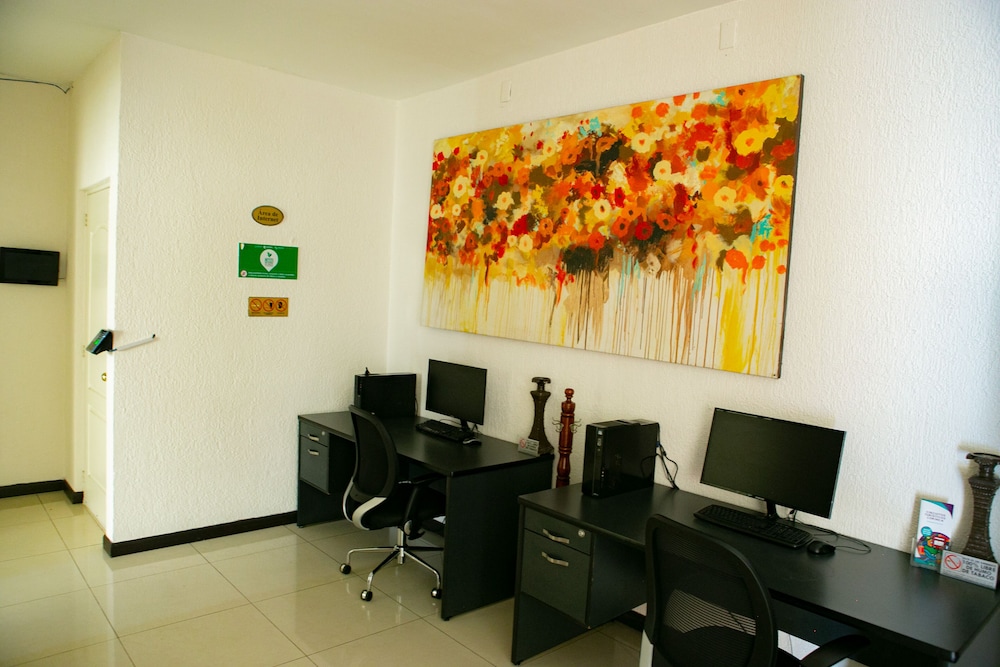 Hotel Las Palomas Tepic Express 43/66