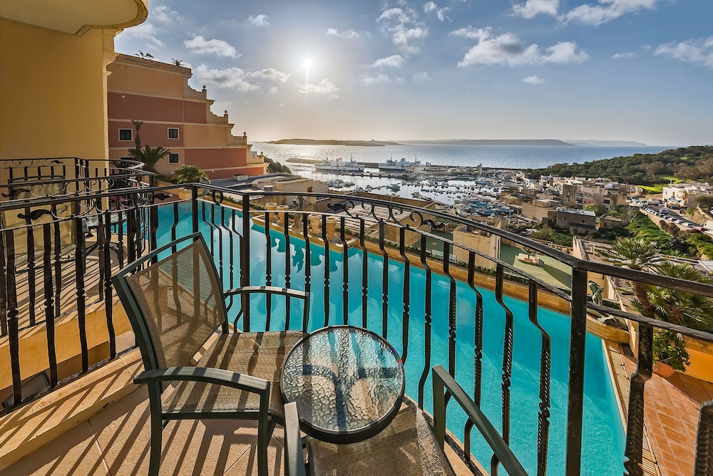 Grand Hotel Gozo 25/38