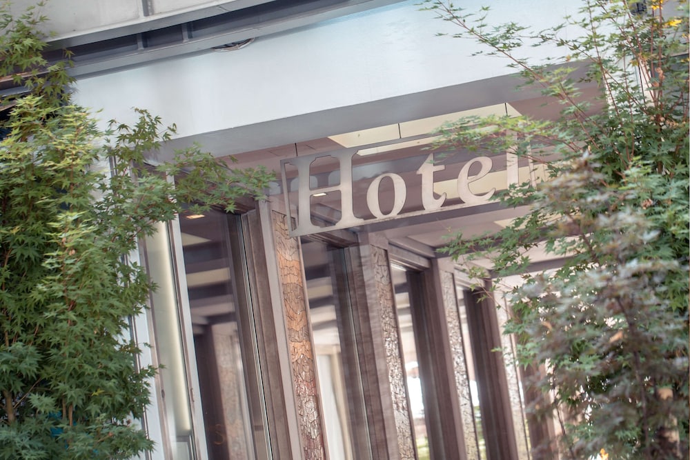 Hotel Bleibtreu Berlin By Golden Tulip 6/50