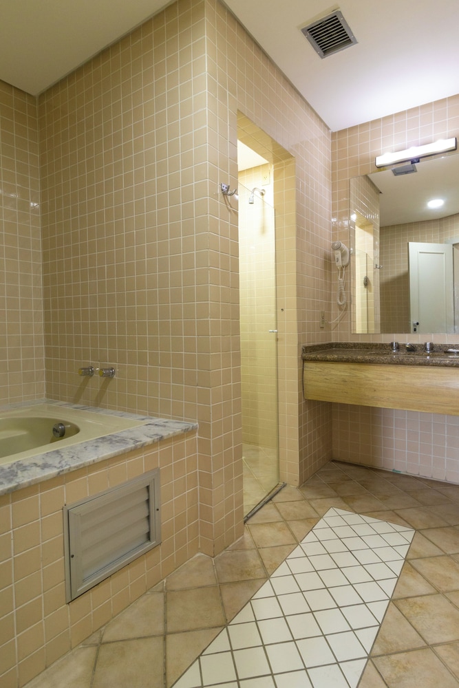Ingleses Praia Hotel 37/50
