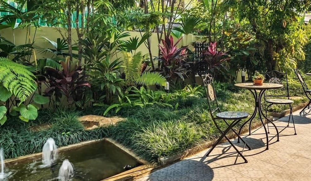 CHIANG MAI THAI HOUSE 61/71