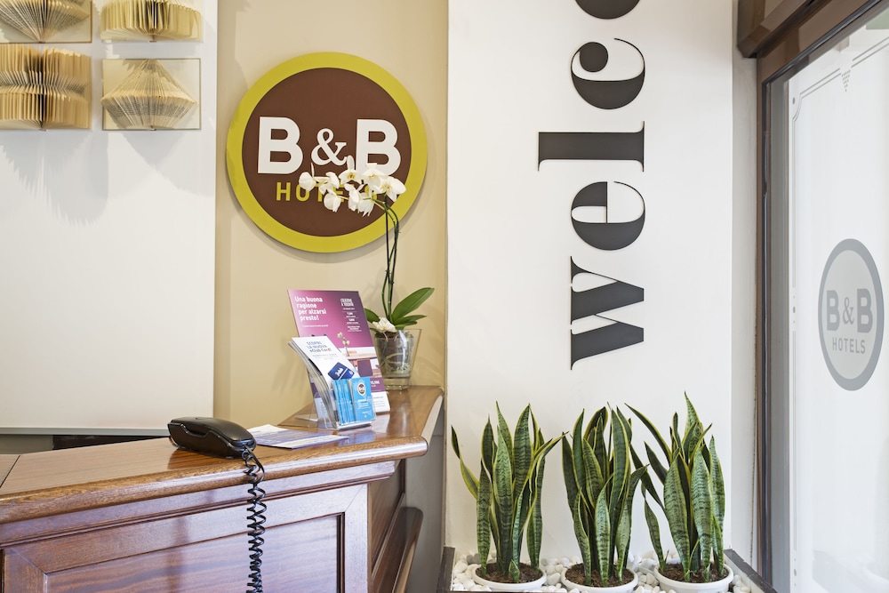 B&B Hotel Napoli 54/60