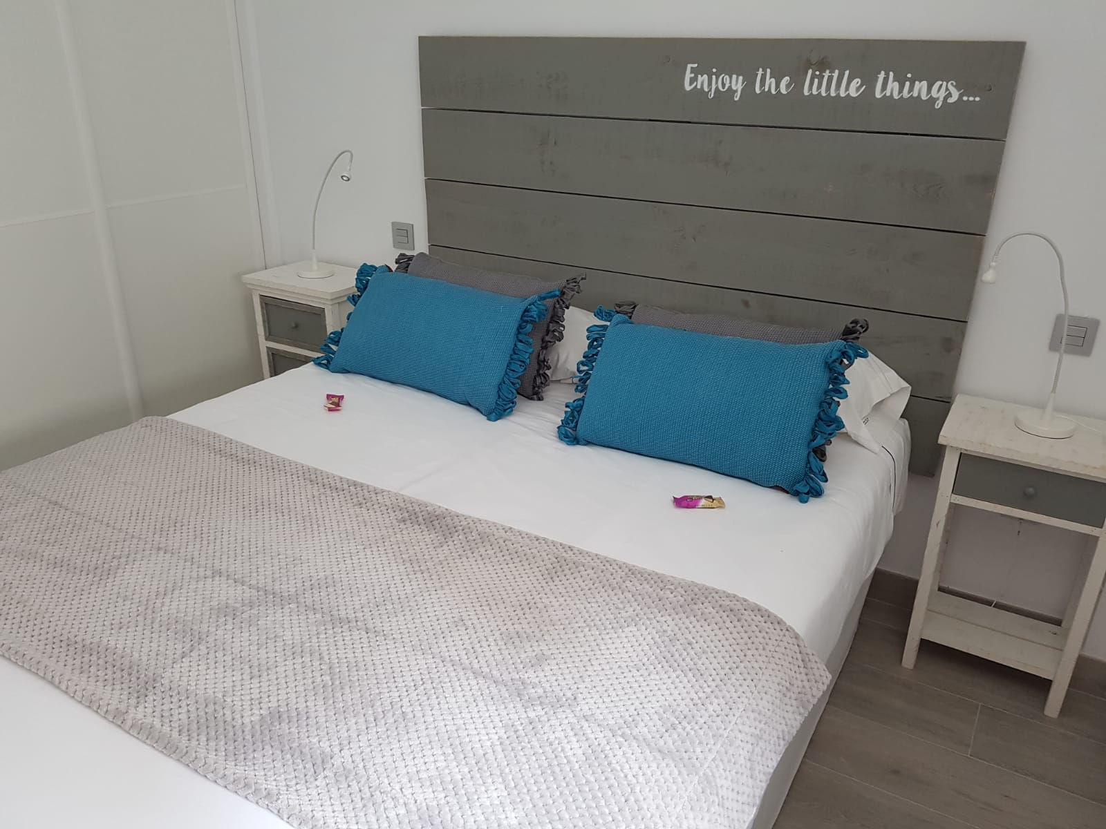 1 Room 3 Adult