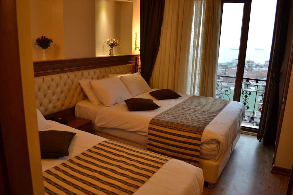 Seven Days Hotel 19/60