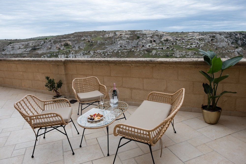 Palazzo del Duca Hotel & Restaurant 87/102