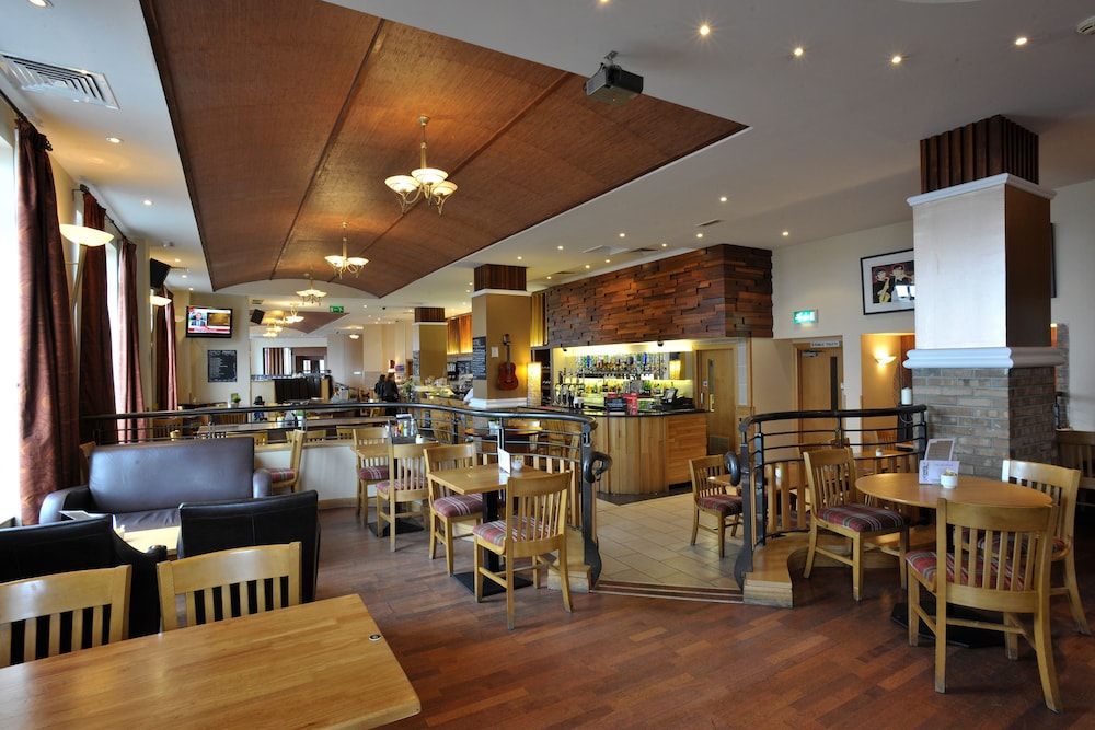 Portrush Atlantic Hotel 74/92