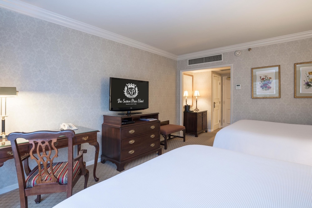 Sutton Place Hotel 12/55