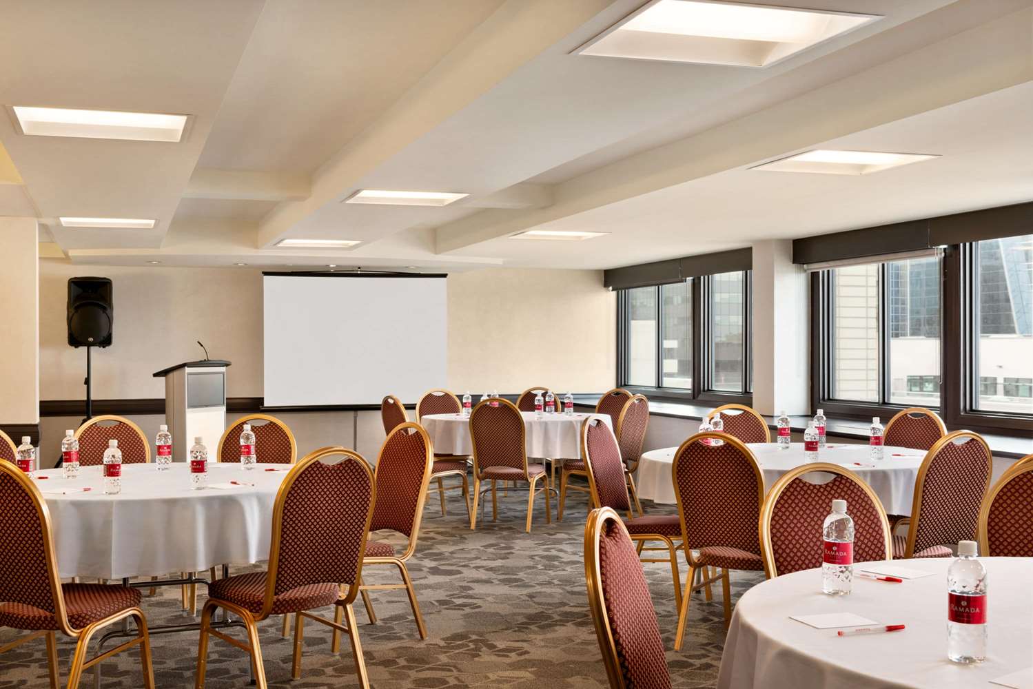 Ramada Plaza by Wyndham Regina Downtown 25/32
