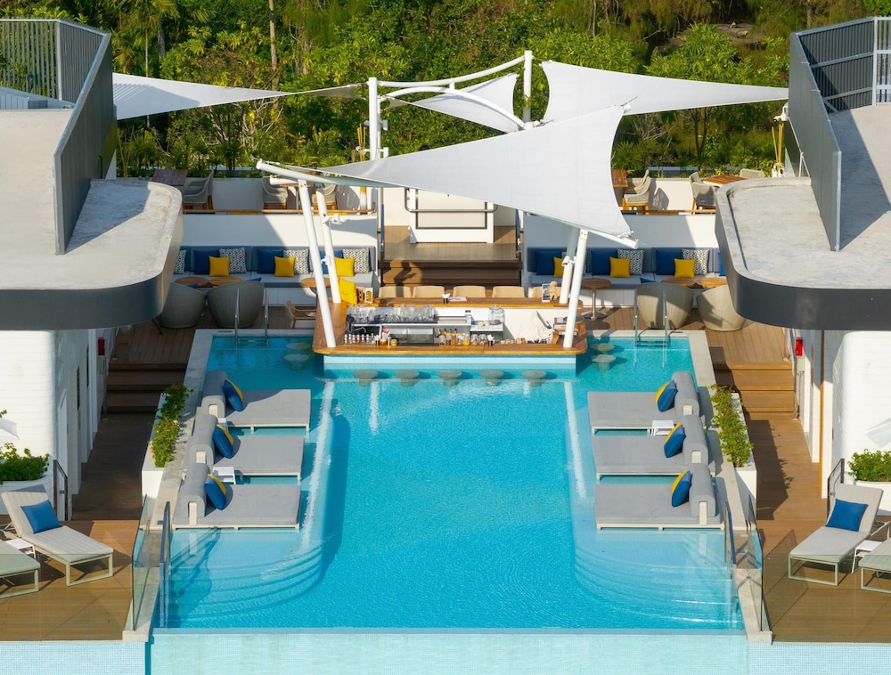 Radisson Blu Resort, Phuket Mai Khao Beach 41/50