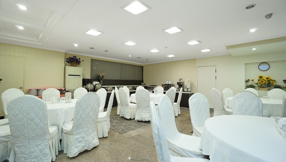 Insadong Crown Hotel 41/60
