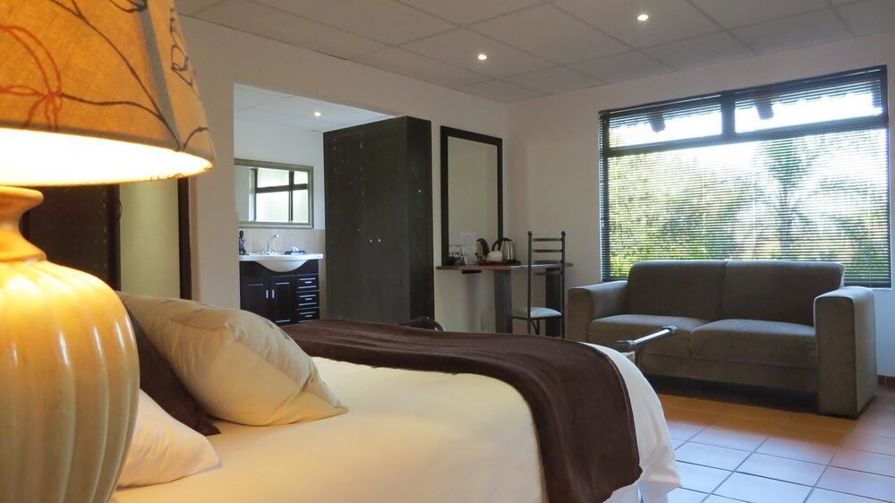 Pensao Guest Lodge 7/19