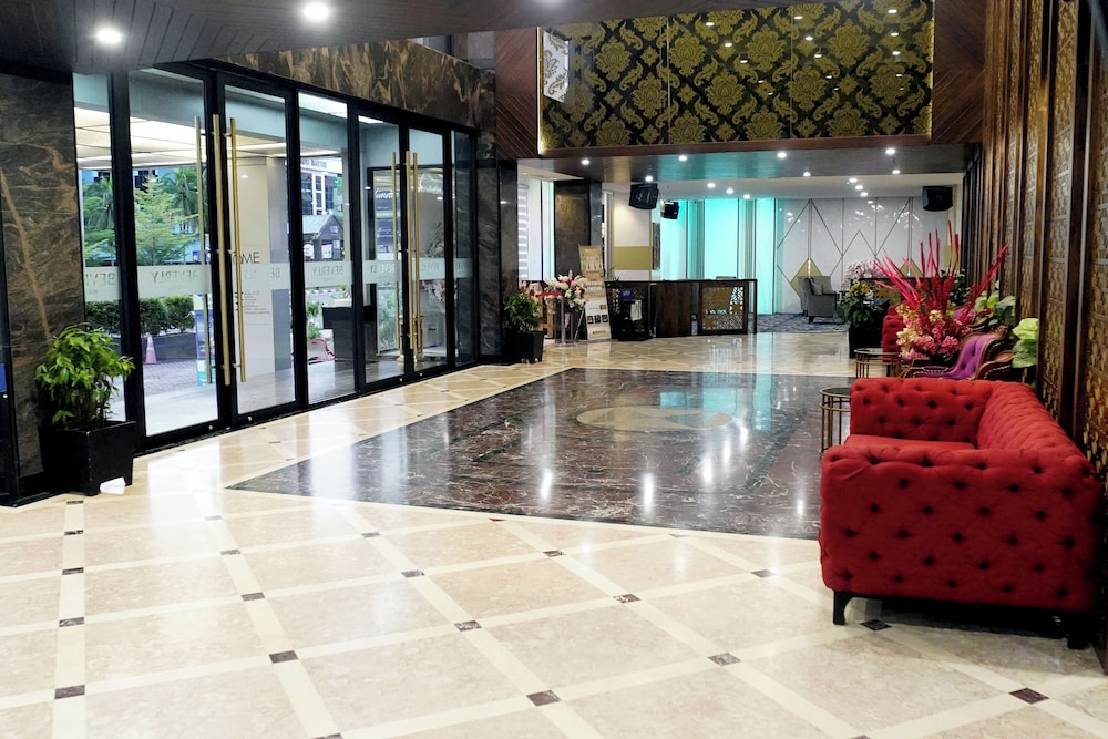 Beverly Hotel Batam 6/50