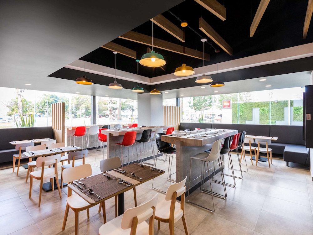 Ibis Tijuana 41/50