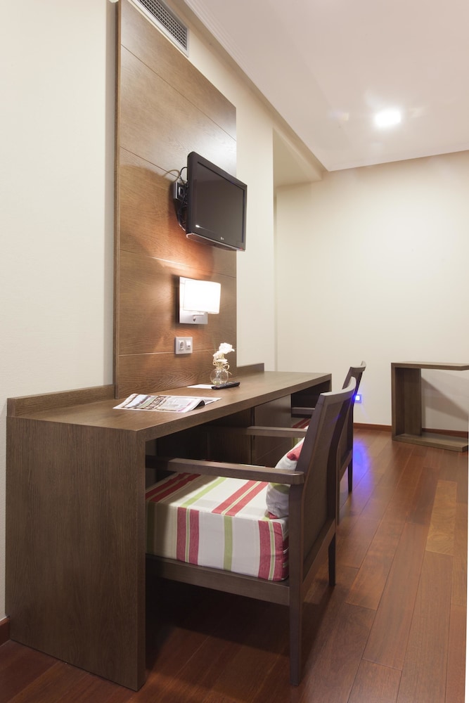 Soho Boutique Oviedo 25/50