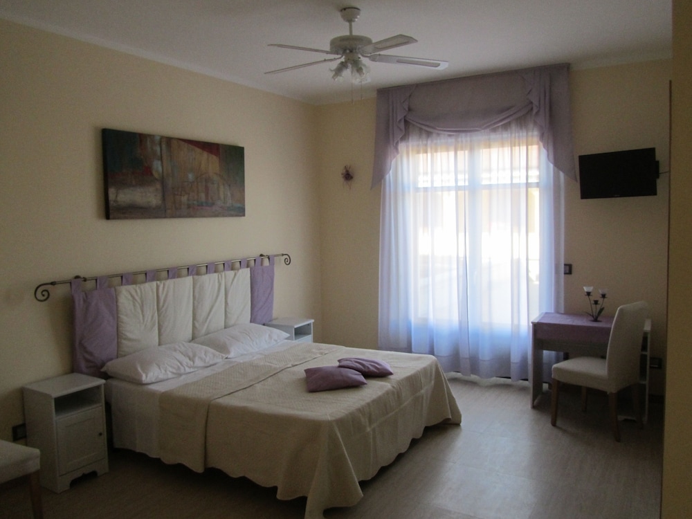 Bed&amp;Breakfast EREMES 9/50
