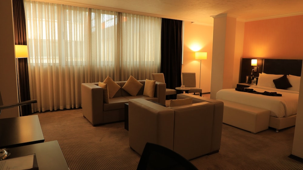 Cassiopeia Hotel 32/50