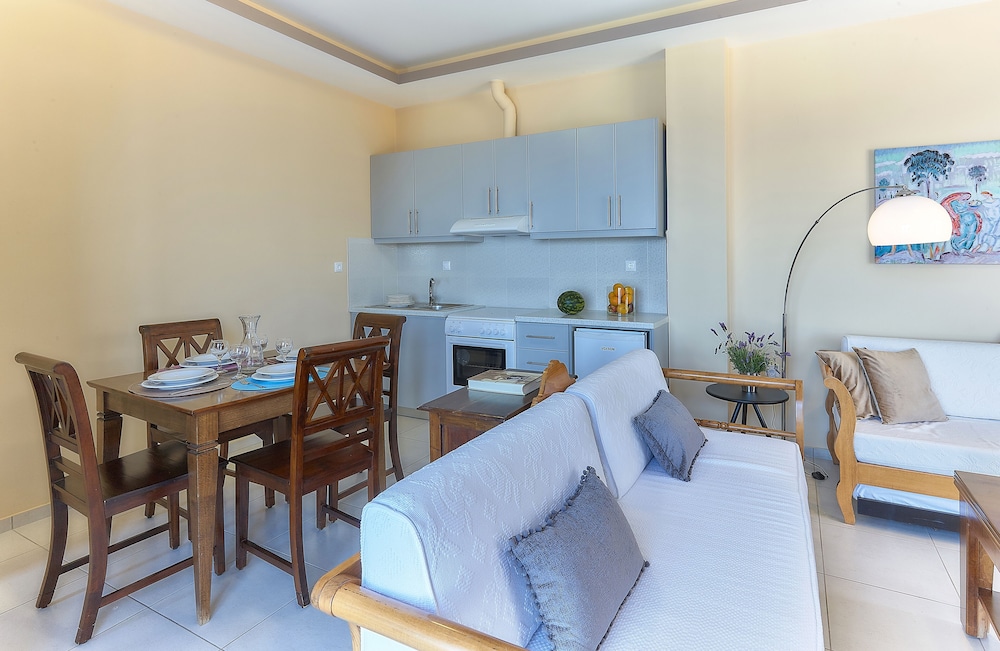 Nymphes Luxury Apartments 46/67