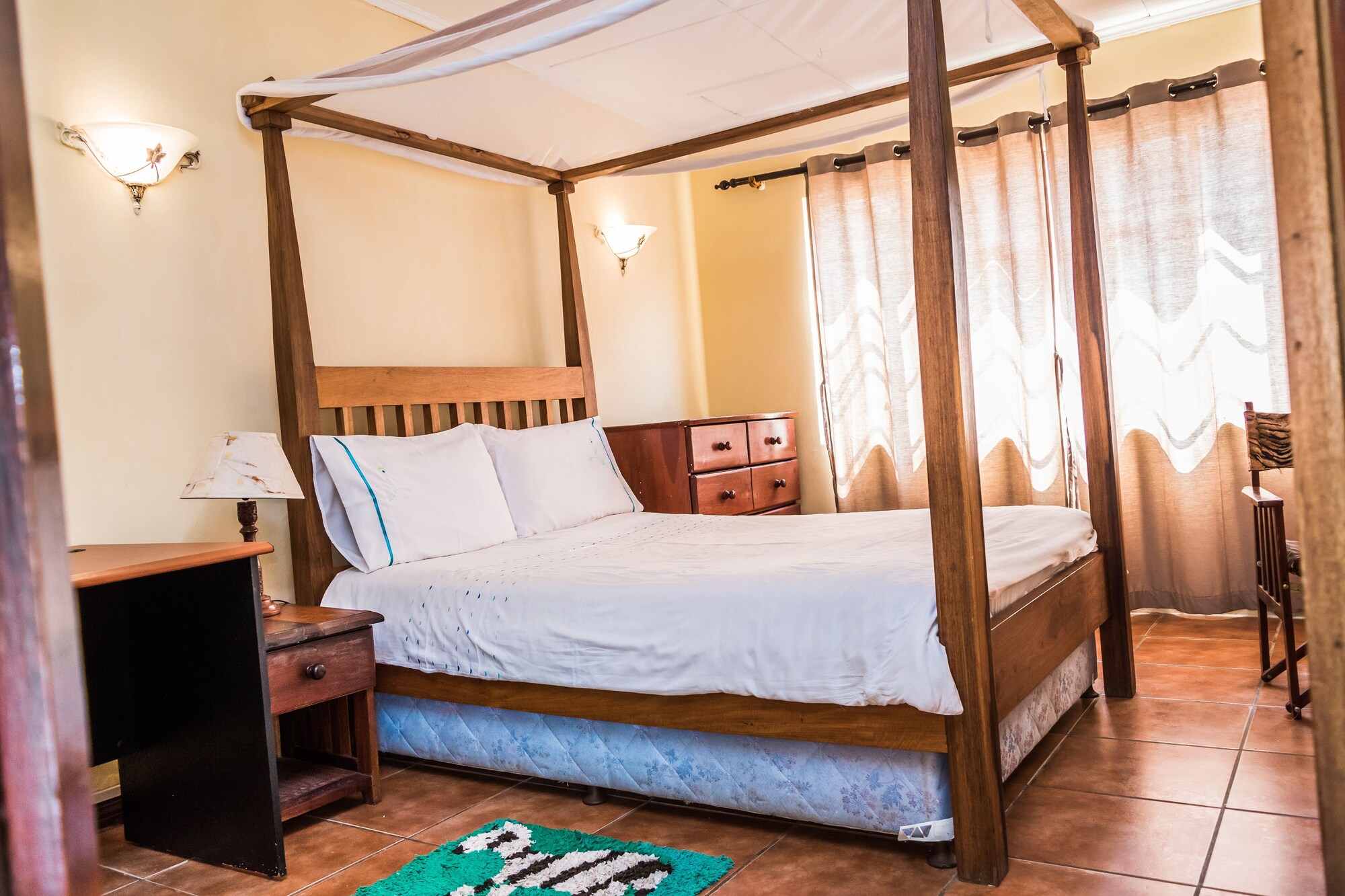 2 Bedrooms, Apartment, King Bed