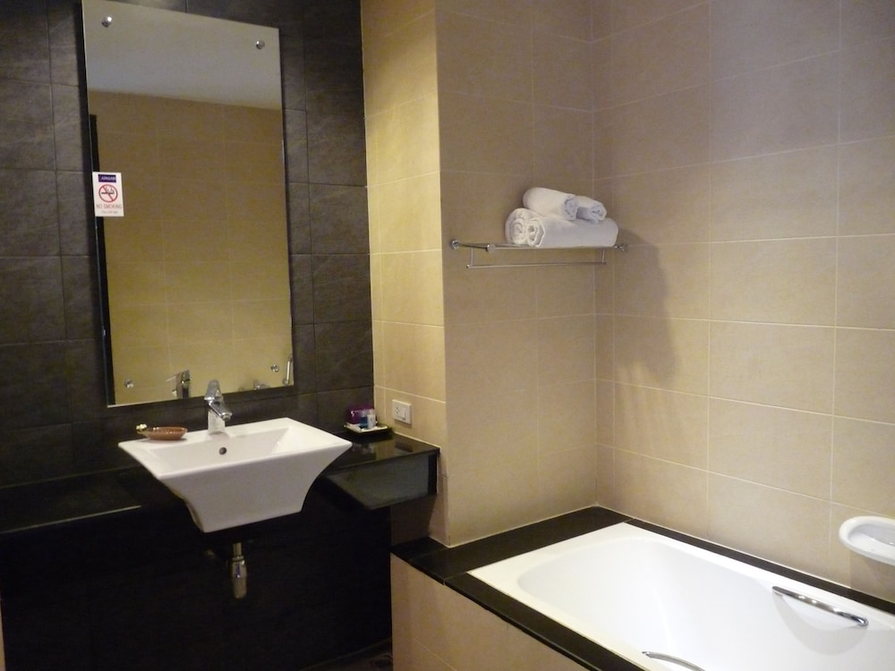 APASARI KRABI 32/33