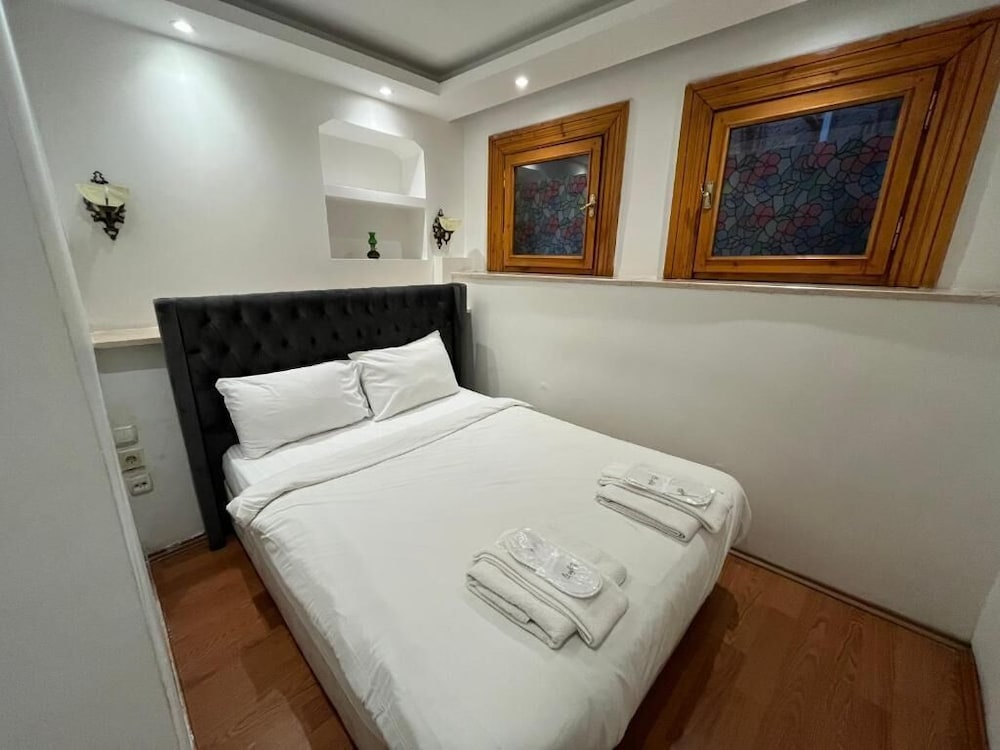LE SAFRAN SUITE 30/50