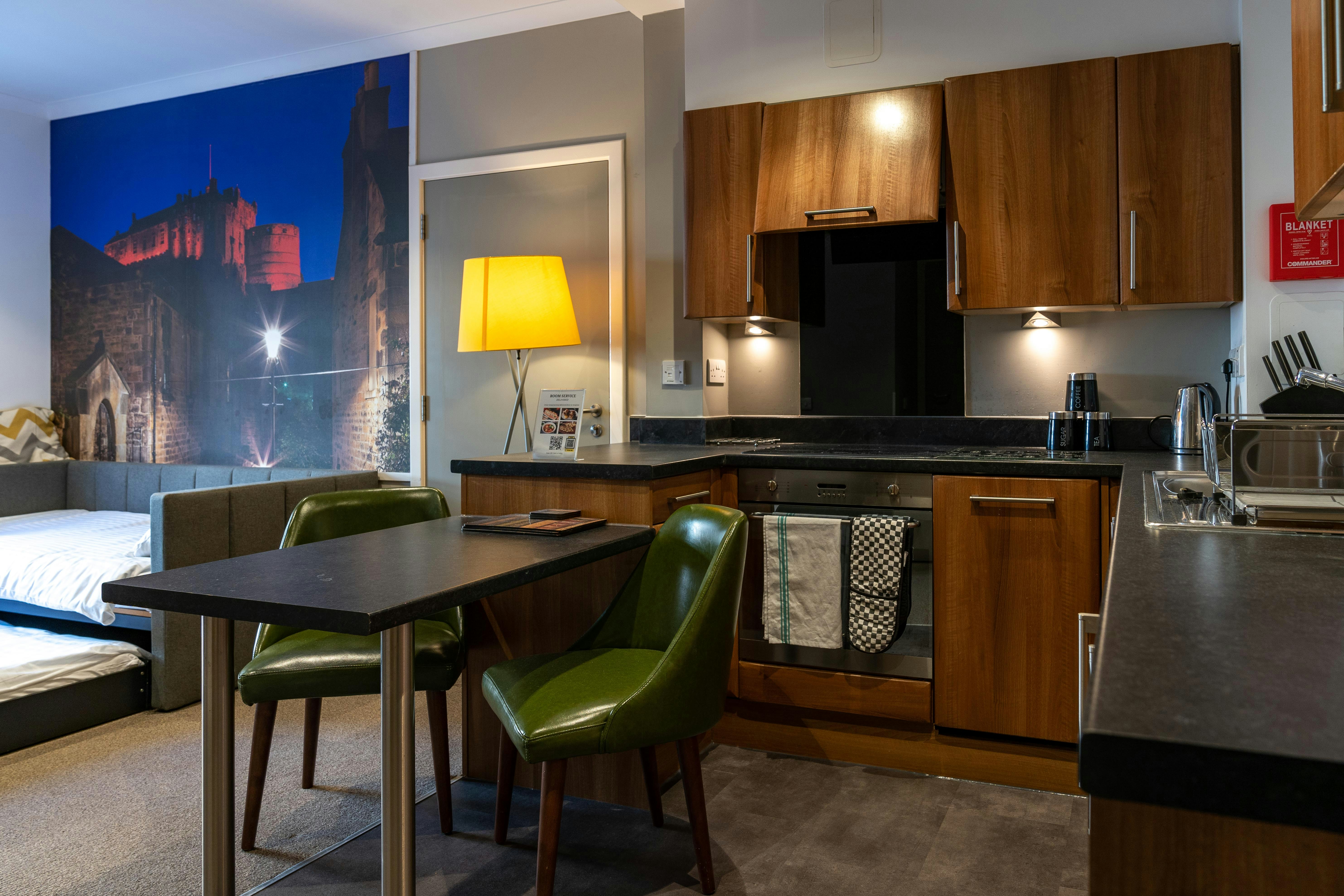 Stewart by Heeton Concept Aparthotel Edinburgh 48/60