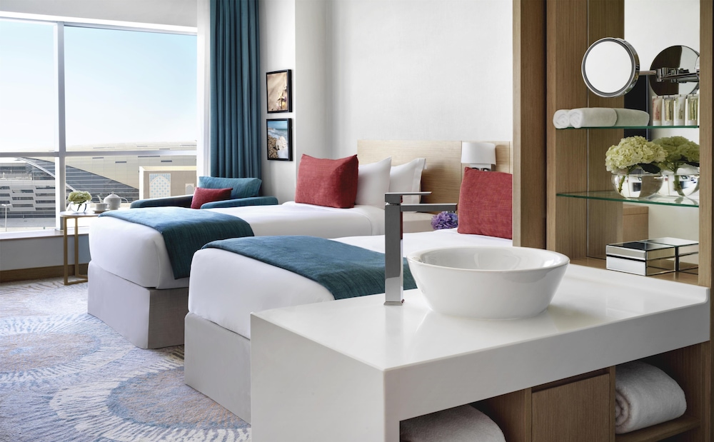 Avani Ibn Battuta Dubai Hotel 30/50