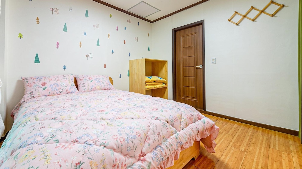 Cheongpyeong Yeoul Pension 12/50