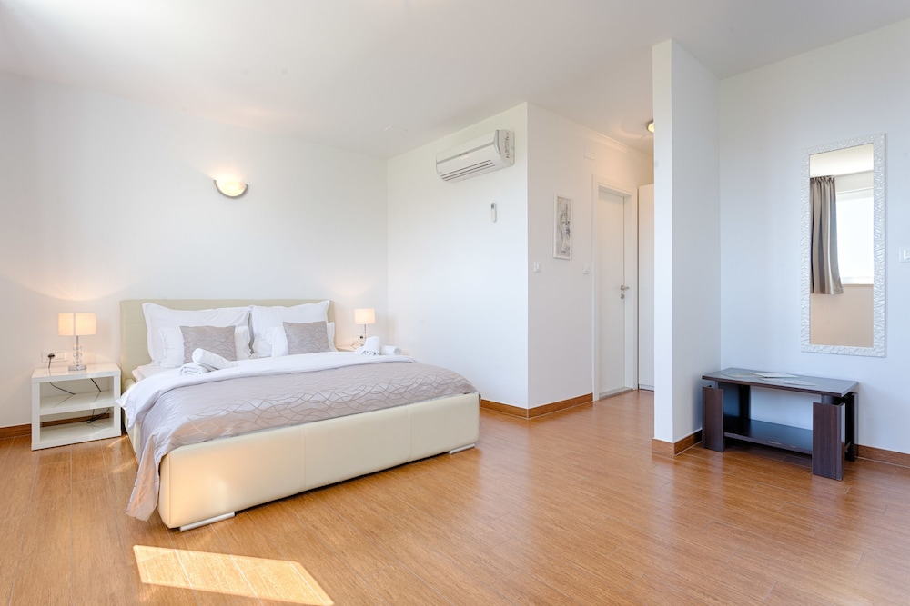 Adriatic Queen Apartments 15/81