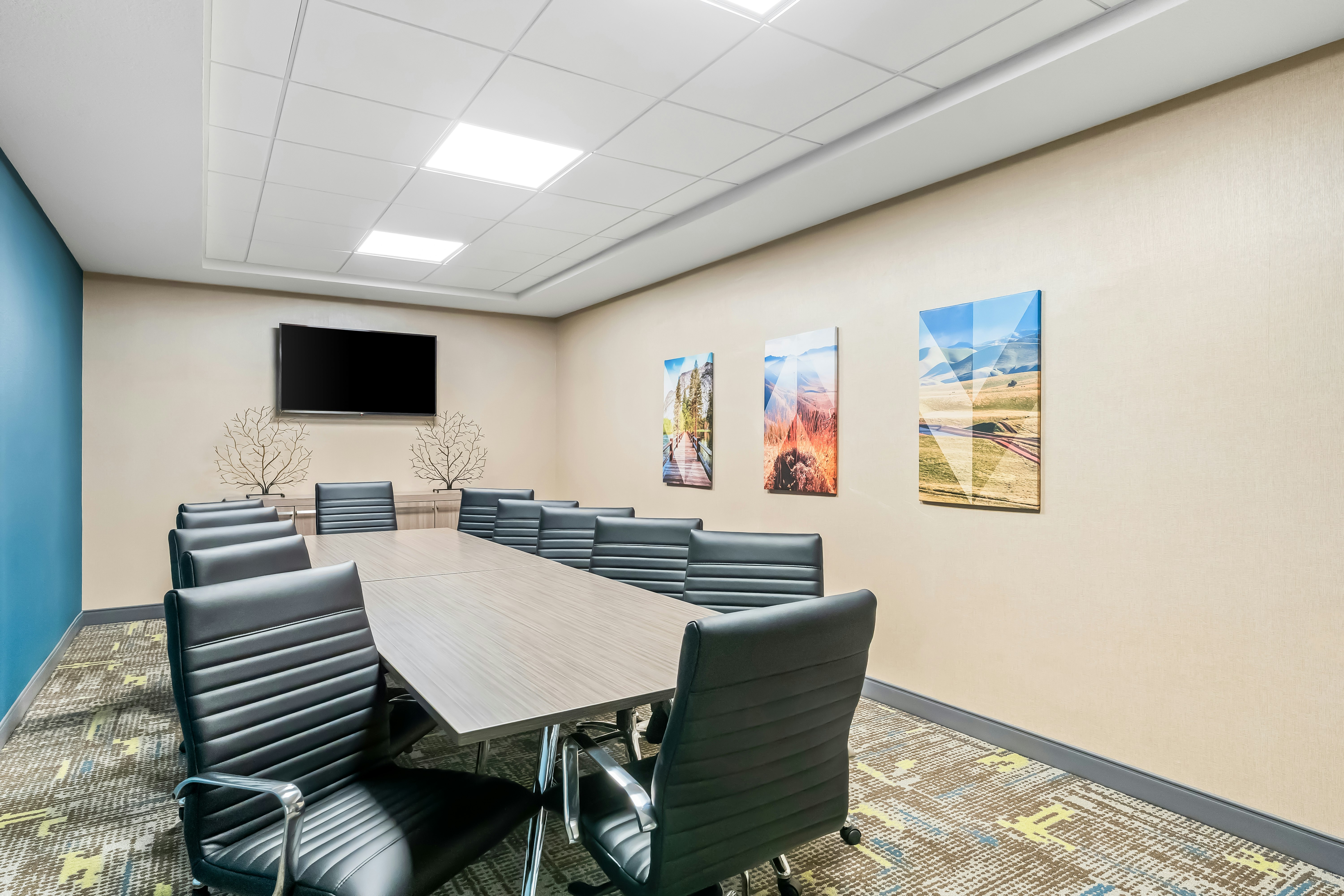 Hampton Inn and Suites Lathrop 47/61