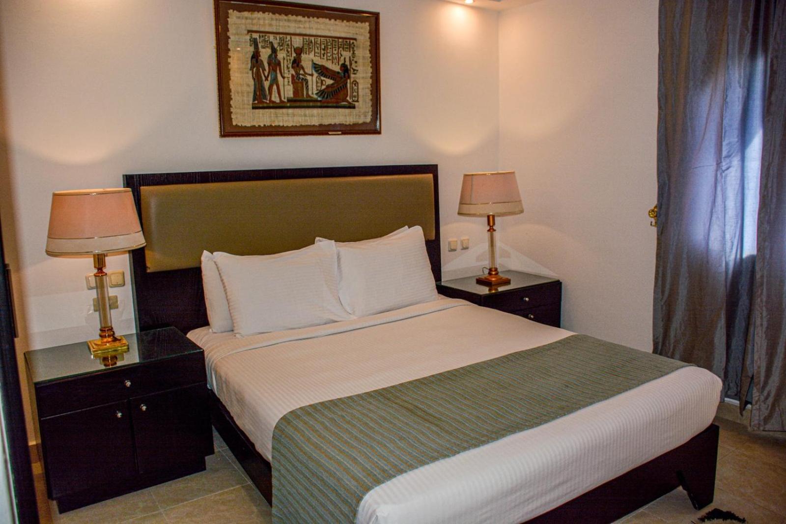 Suite, Desert View Hotel 5/6