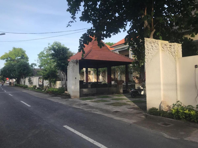 Akatara Hotel 6/11