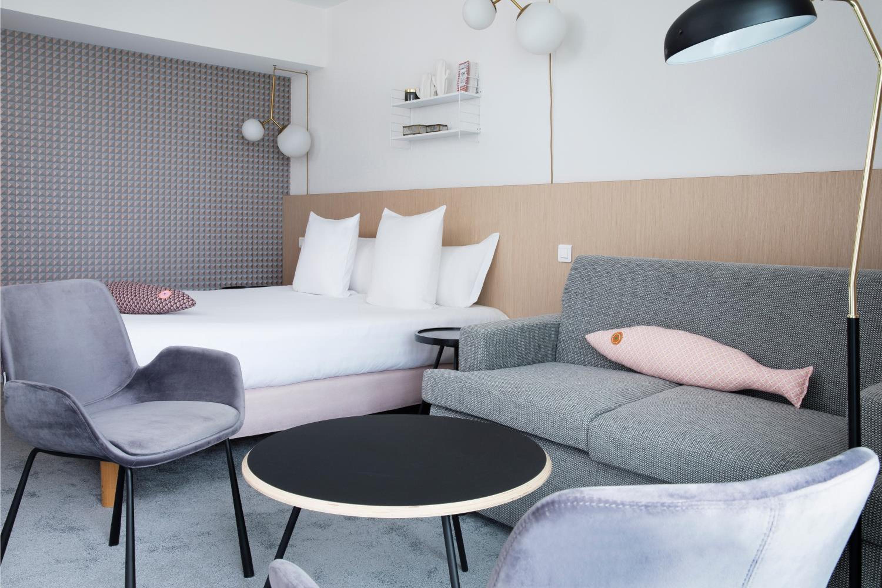 غرفة متصلة بإطلالة على البحيرة، Best Western Plus Hotel Les Rives Du Ter 3/6