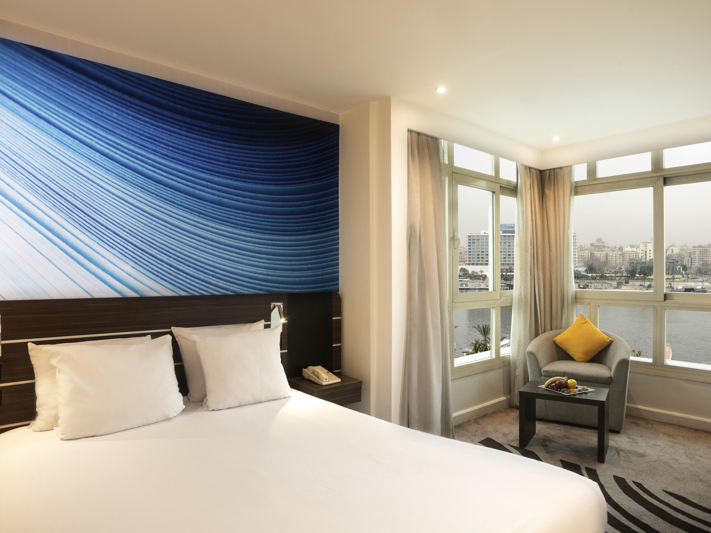 SUPERIOR, SUITE, DOUBLE BED, RIVERSIDE, SOFA
