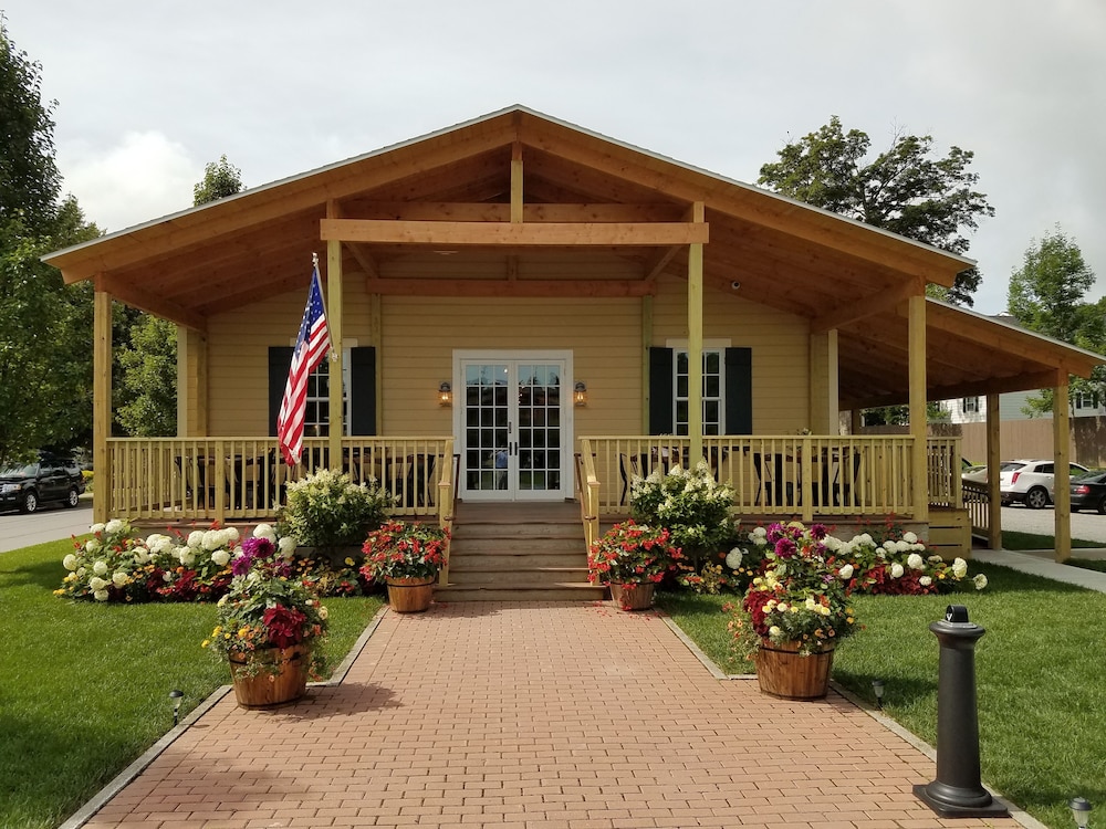 The Railroad Inn 3/61