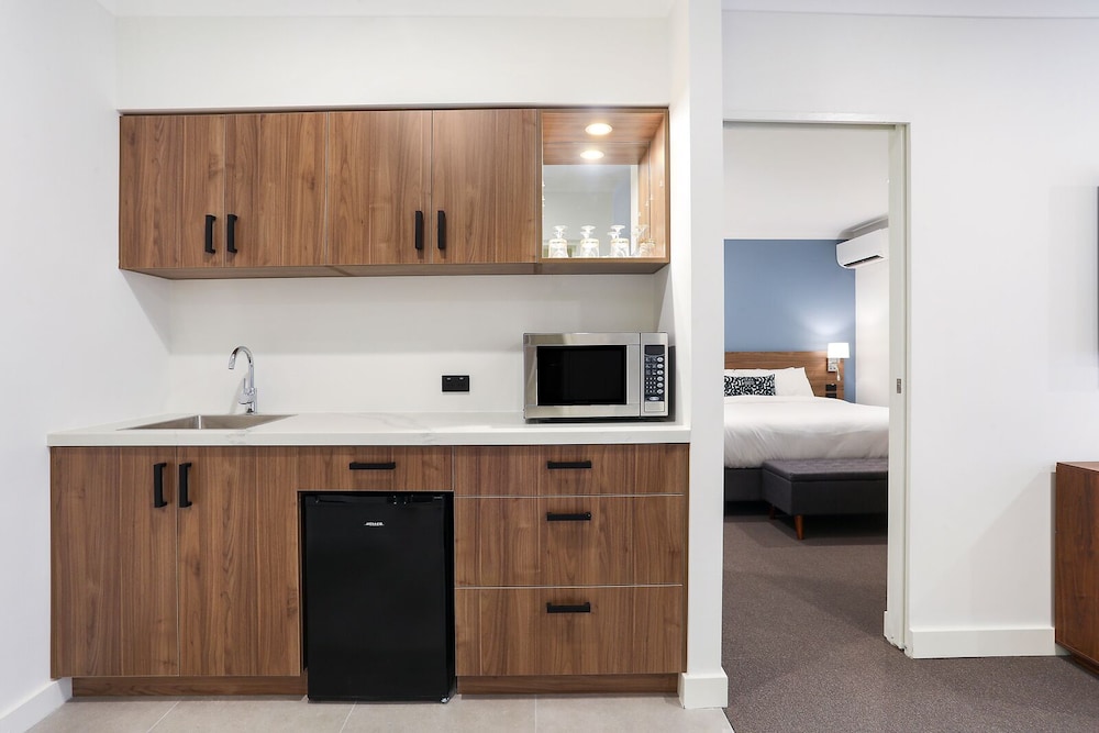 Killara Hotel And Suites 31/35