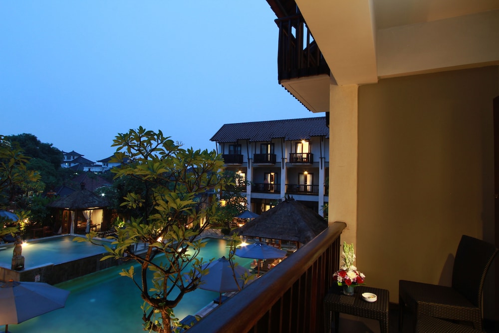 The Lokha Legian Resort and Spa 14/75