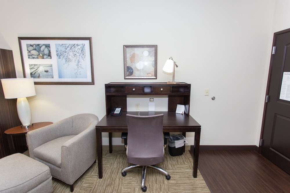 STAYBRIDGE SUITES BOWLING GREEN 56/68