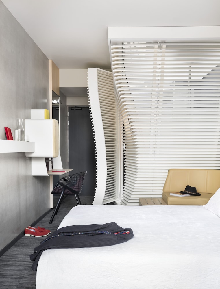 Okko Hotels Paris Rueil Malmaison 12/63