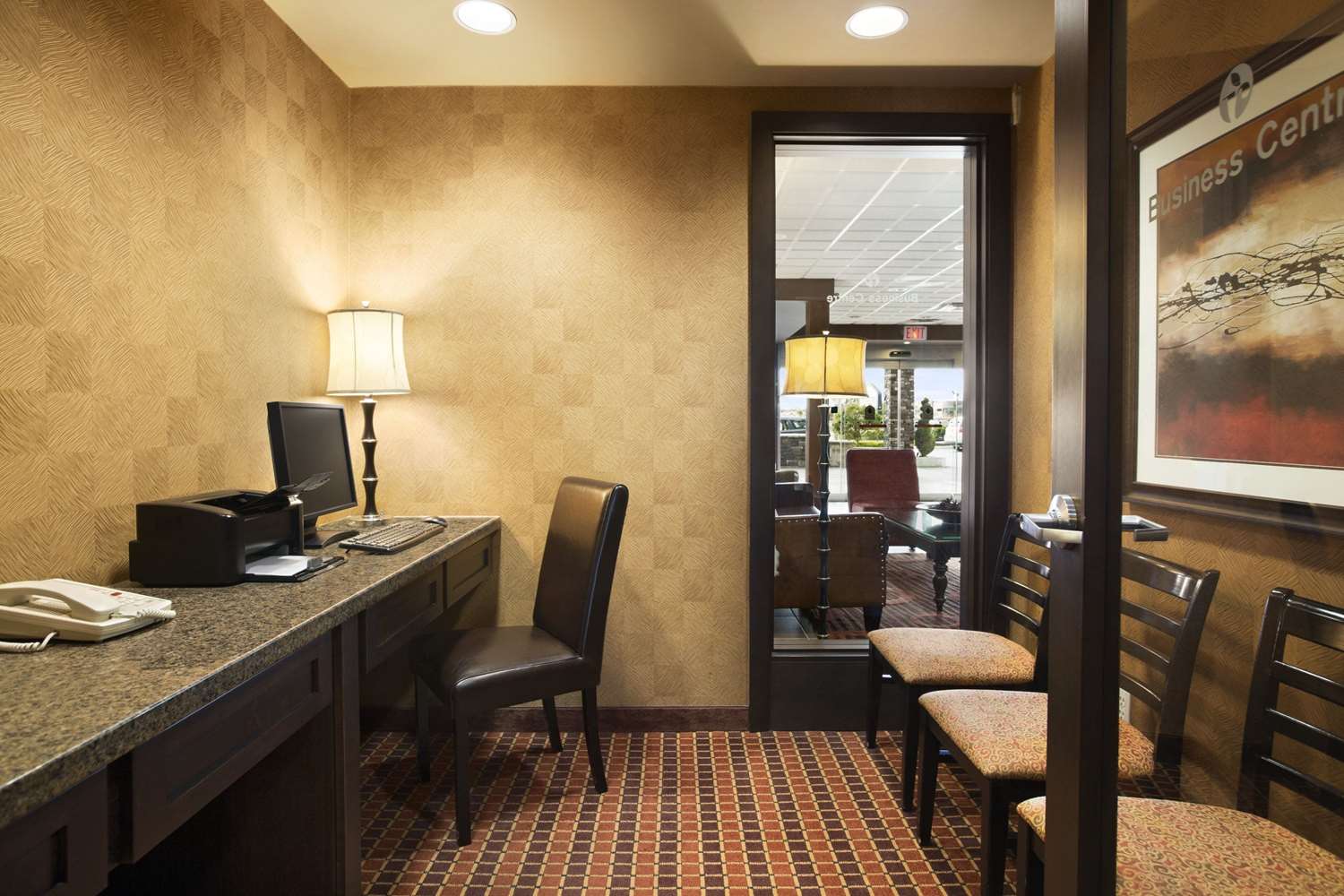 Ramada By Wyndham Surrey/Langley 43/47