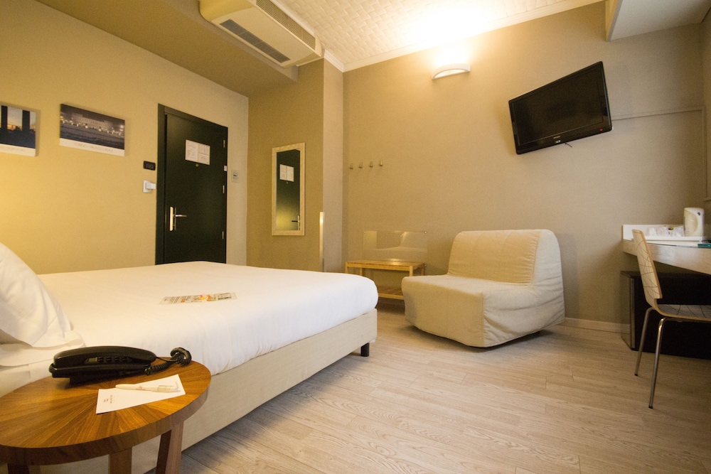 Best Quality Hotel Gran Mogol 8/58