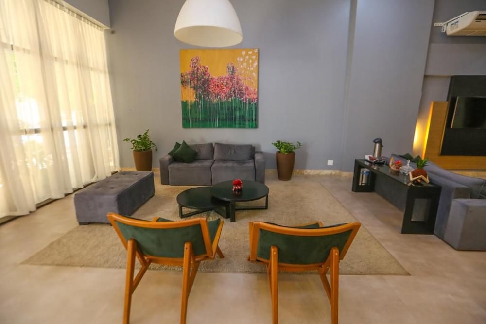 STAY INN HOTEL 34/53