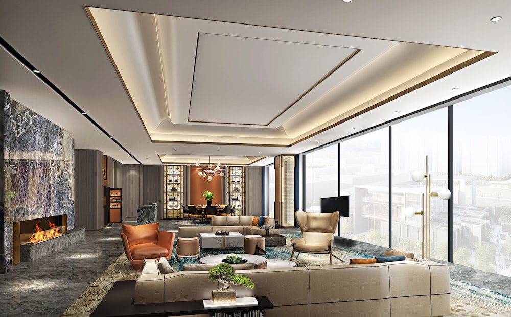 Crowne Plaza Qingdao Jinshui 49/84