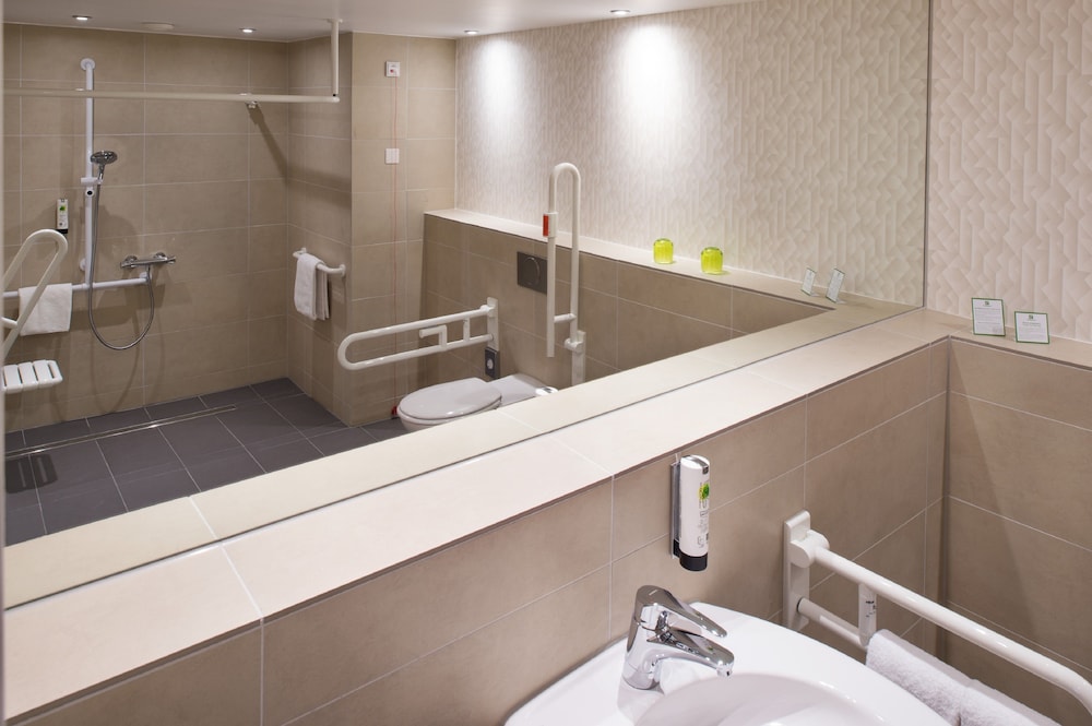 Holiday Inn Frankfurt Airport 40/75